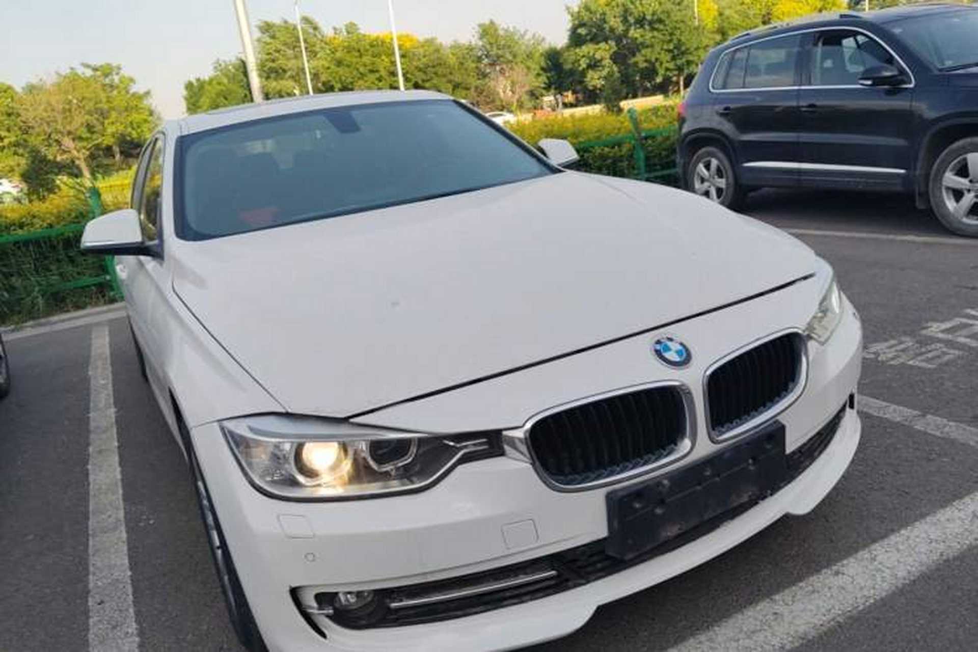 Used BMW 3 Series 2015 320Li Fashion Model Front Right 45 Deg