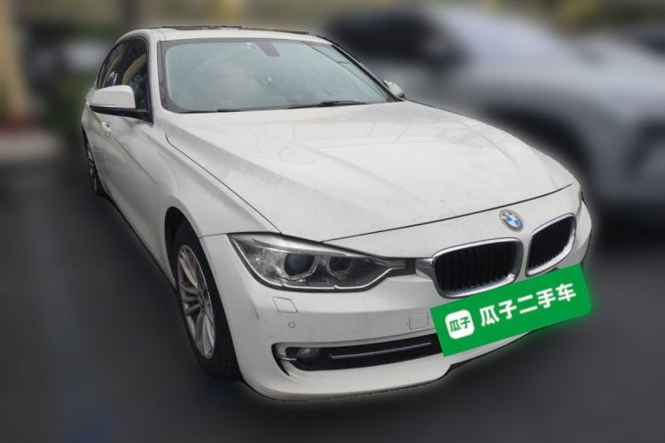 Used BMW 3 Series 2015 316Li Fashion Model Front Right 45 Deg