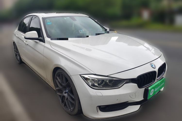 Used BMW 3 Series 2015 316i Active Edition Front Right 45 Deg