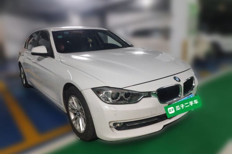 Used BMW 3 Series 2015 320Li Luxury Edition Fashion Model Front Right 45 Deg