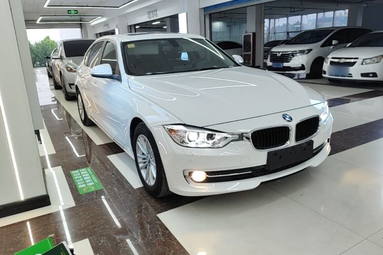 Used BMW 3 Series 2015 320Li Luxury Edition Fashion Model Front Right 45 Deg