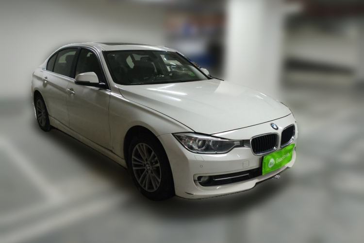 Used BMW 3 Series 2015 316Li Fashion Model Front Right 45 Deg