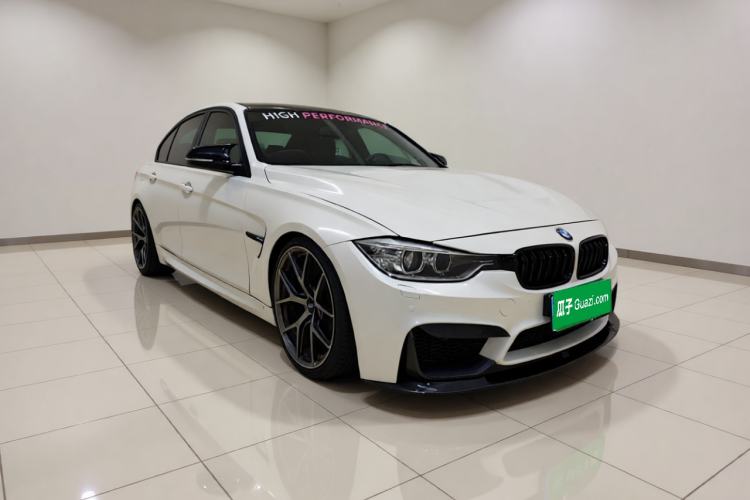 Used BMW 3 Series 2015 320i Luxury Line Stylish Edition Front Right 45 Deg