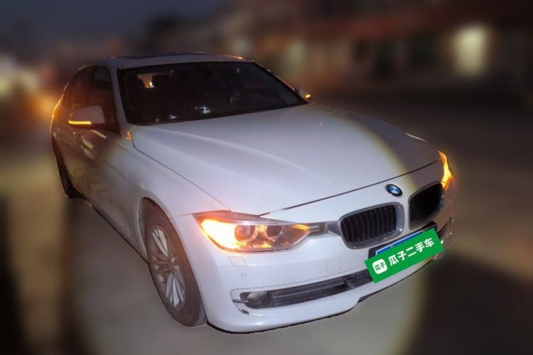 Used BMW 3 Series 2015 316Li Fashion Model Front Right 45 Deg