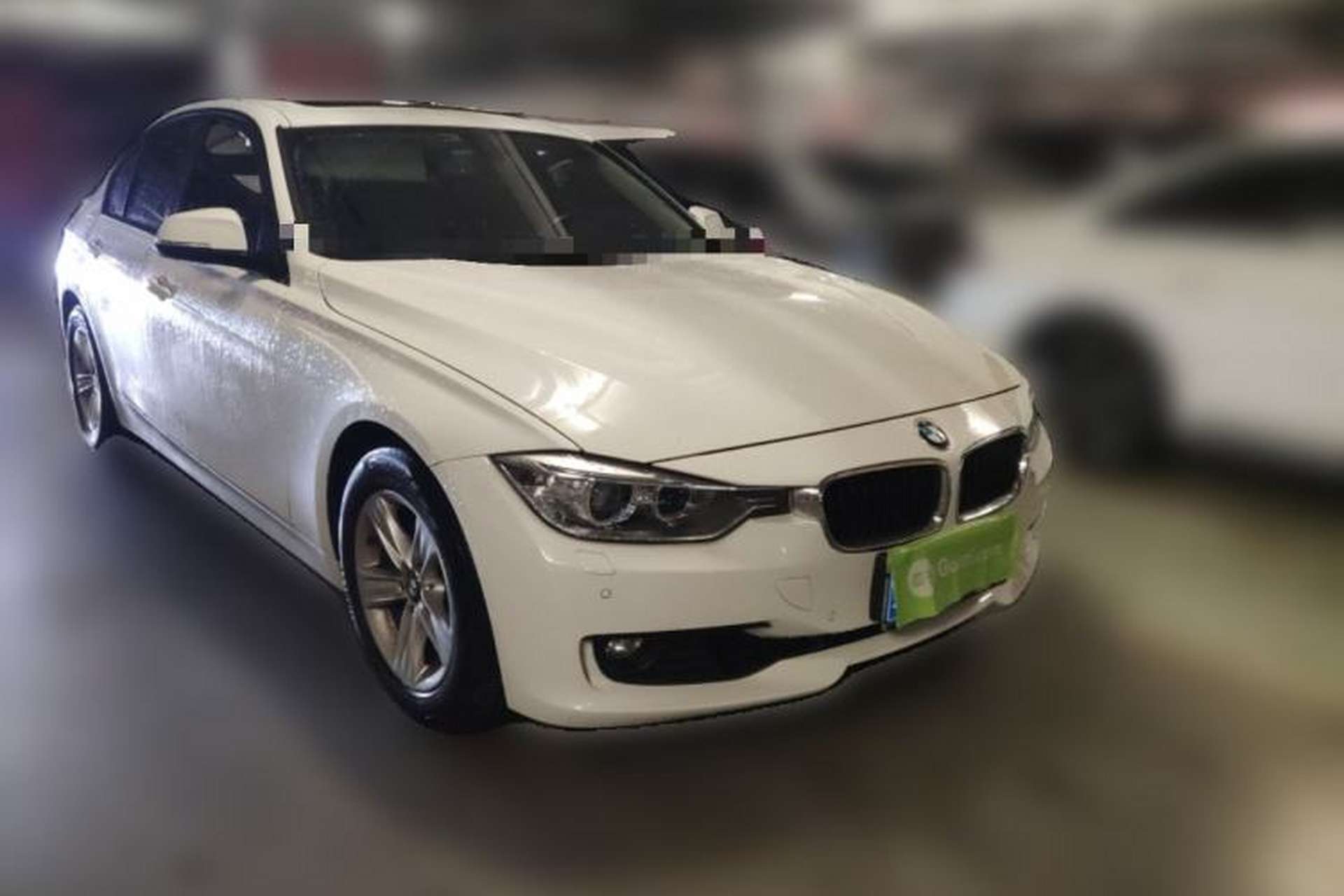 Used BMW 3 Series 2015 320i Luxury Line Stylish Edition Front Right 45 Deg
