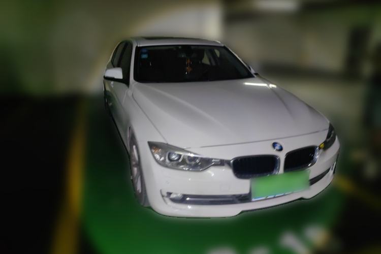 Used BMW 3 Series 2015 320Li Luxury Edition Fashion Model Front Right 45 Deg