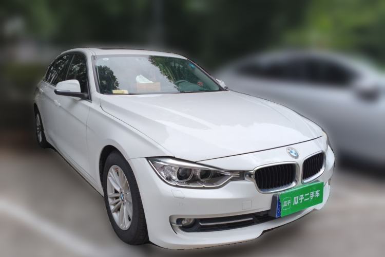 Used BMW 3 Series 2015 320Li Luxury Edition Fashion Model Front Right 45 Deg