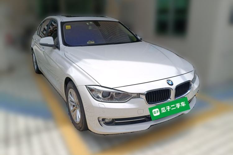 Used BMW 3 Series 2015 320Li Luxury Edition Fashion Model Front Right 45 Deg