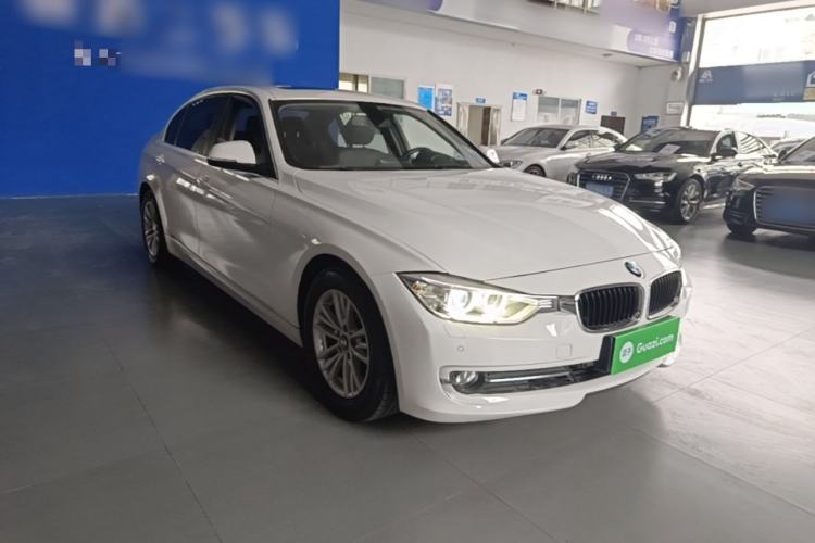 Used BMW 3 Series 2015 320Li Luxury Edition Fashion Model Front Right 45 Deg