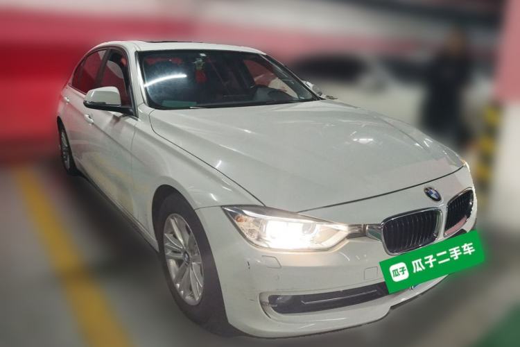 Used BMW 3 Series 2015 320Li Fashion Model Front Right 45 Deg