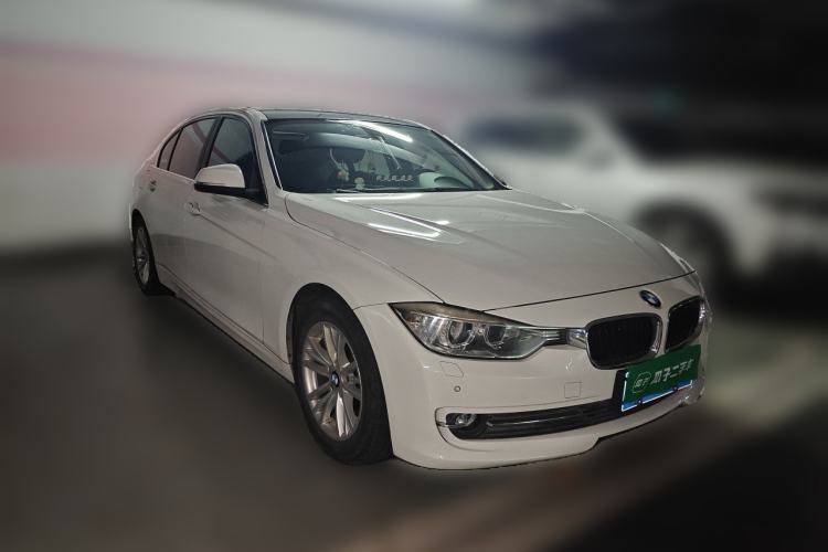 Used BMW 3 Series 2015 320Li Luxury Edition Fashion Model Front Right 45 Deg