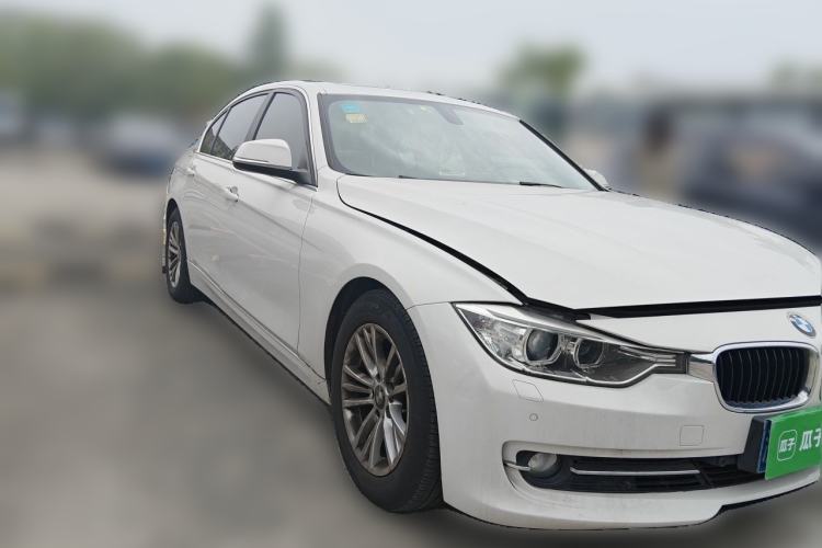 Used BMW 3 Series 2015 320Li Fashion Model Front Right 45 Deg