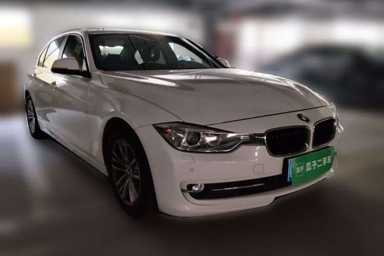 Used BMW 3 Series 2015 320Li Luxury Edition Fashion Model Front Right 45 Deg