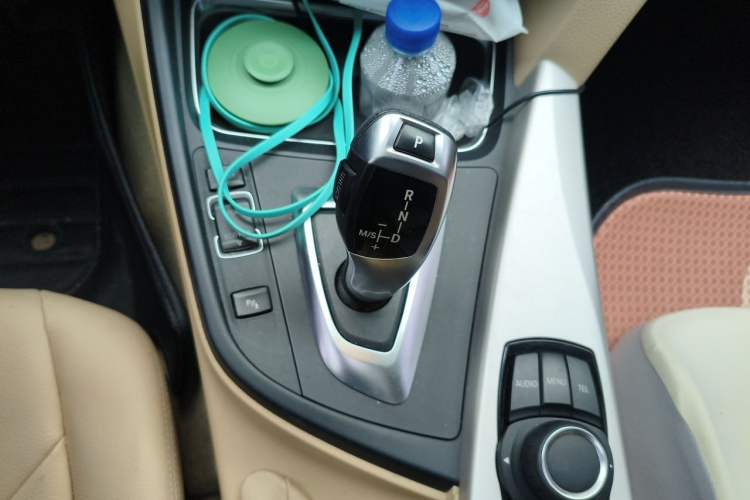 Used BMW 3 Series 2015 320Li Luxury Edition Fashion Model Gear Lever