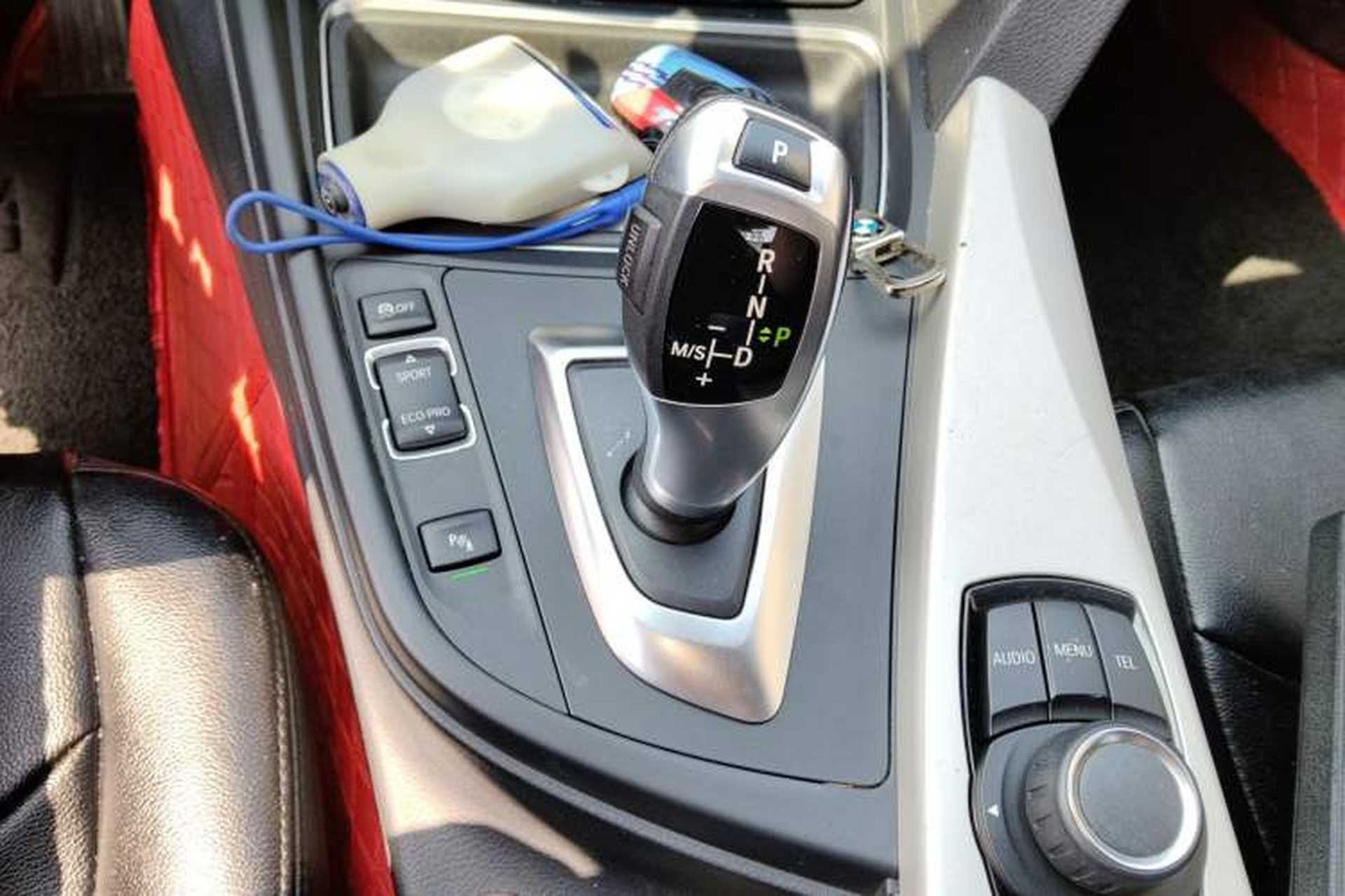 Used BMW 3 Series 2015 316Li Fashion Model Gear Lever