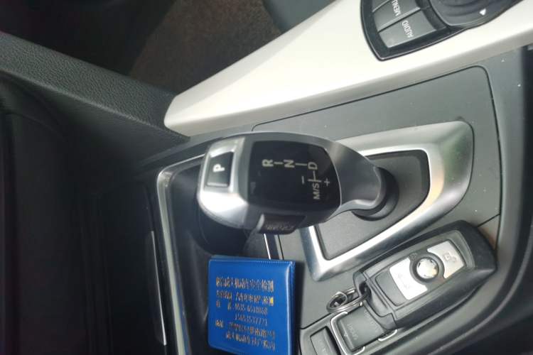 Used BMW 3 Series 2015 316Li Fashion Model Gear Lever
