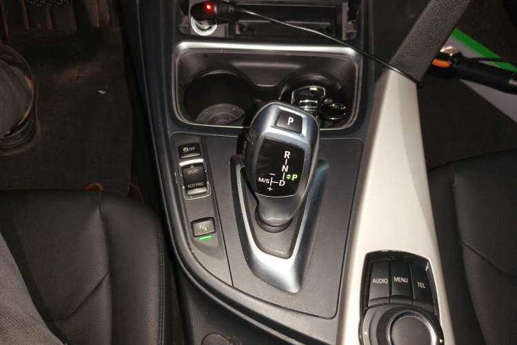 Used BMW 3 Series 2015 320Li Fashion Model Gear Lever