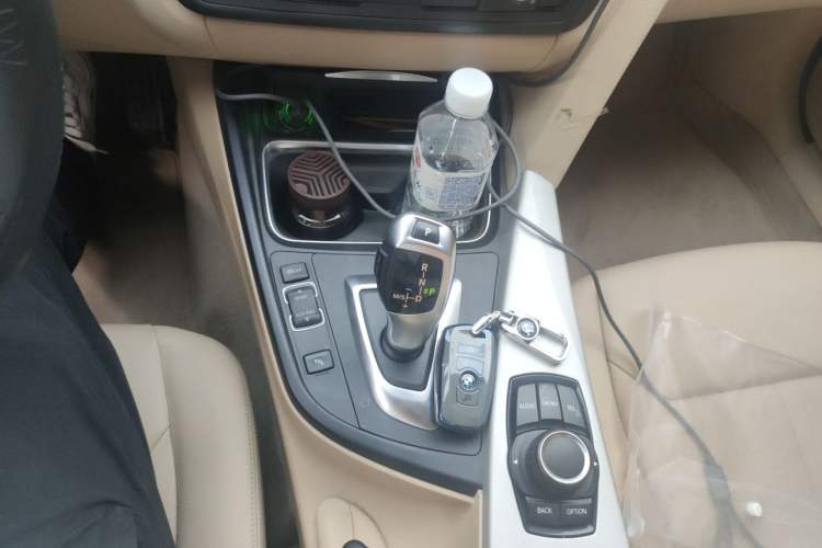 Used BMW 3 Series 2015 320Li Luxury Edition Fashion Model Gear Lever