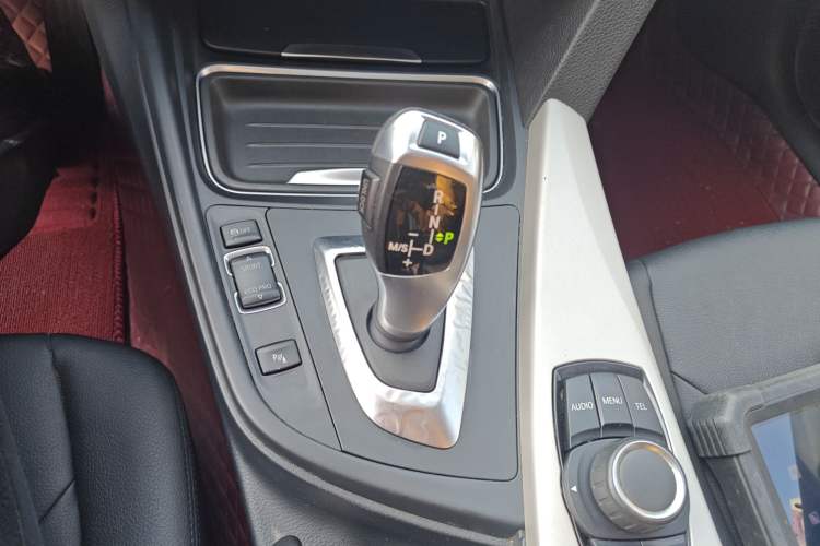Used BMW 3 Series 2015 320Li Luxury Edition Fashion Model Gear Lever