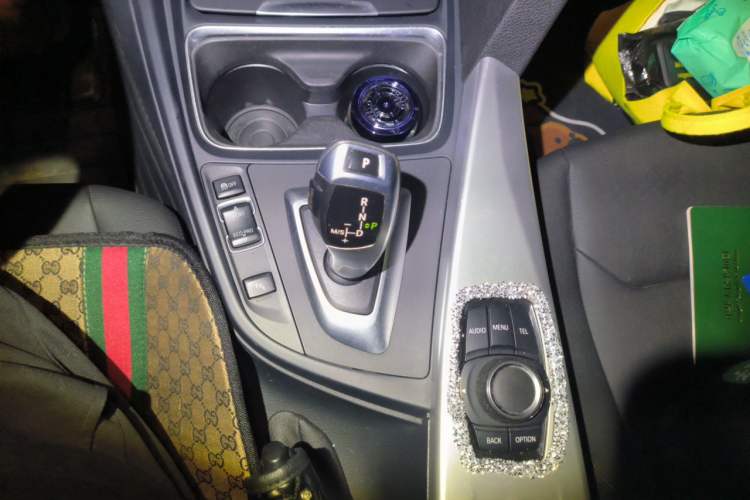 Used BMW 3 Series 2015 320Li Luxury Edition Fashion Model Gear Lever