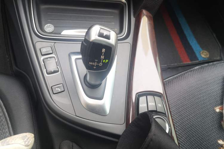 Used BMW 3 Series 2015 316Li Fashion Model Gear Lever