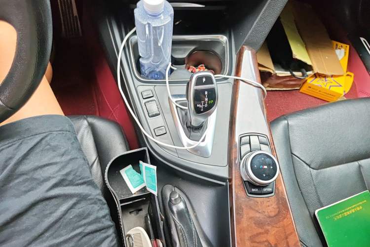 Used BMW 3 Series 2015 320Li Luxury Design Package Gear Lever