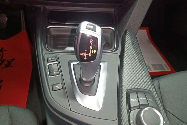 Used BMW 3 Series 2015 320Li Luxury Edition Fashion Model Gear Lever