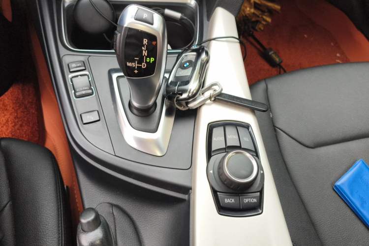 Used BMW 3 Series 2015 320Li Fashion Model Gear Lever