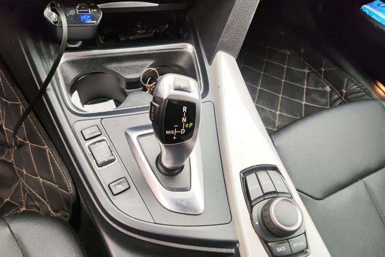 Used BMW 3 Series 2015 316Li Fashion Model Gear Lever