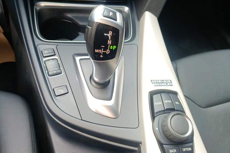 Used BMW 3 Series 2015 320Li Luxury Edition Fashion Model Gear Lever