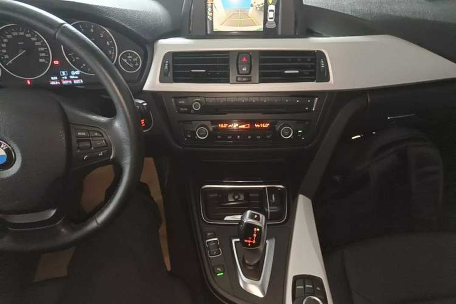 Used BMW 3 Series 2015 320Li Luxury Edition Fashion Model Gear Lever
