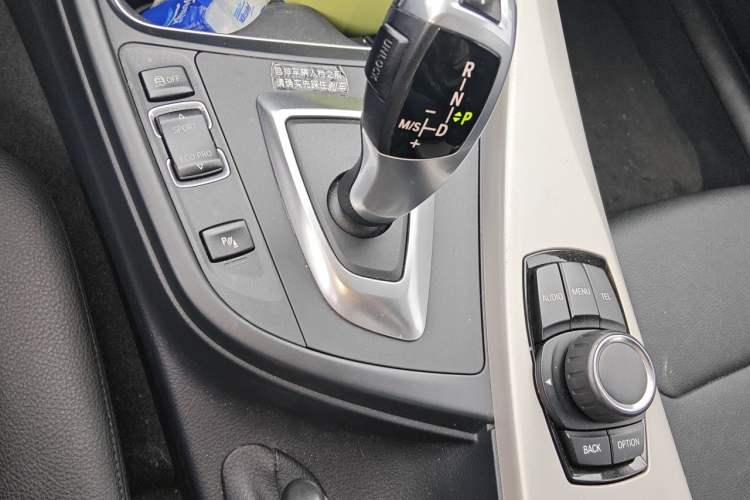 Used BMW 3 Series 2015 320Li Fashion Model Gear Lever