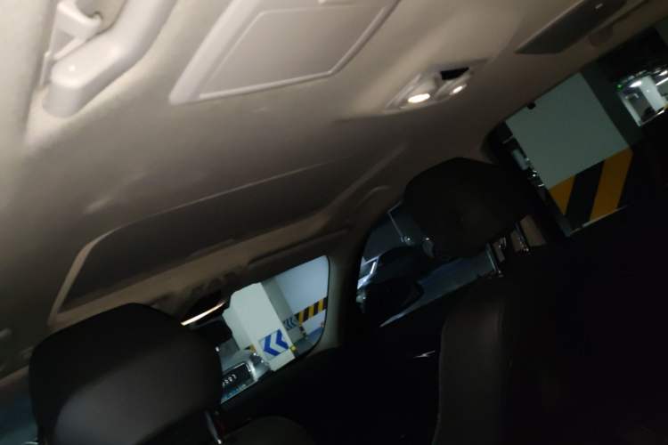 Used BMW 3 Series 2015 320Li Luxury Edition Fashion Model Headliner