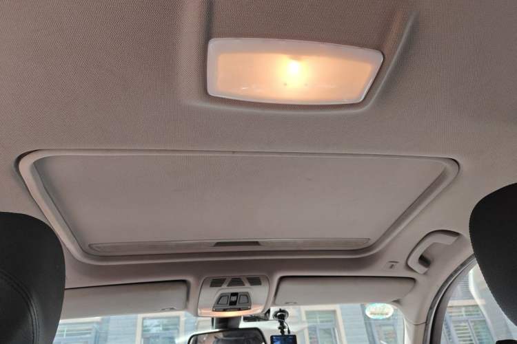 Used BMW 3 Series 2015 316i Active Edition Headliner