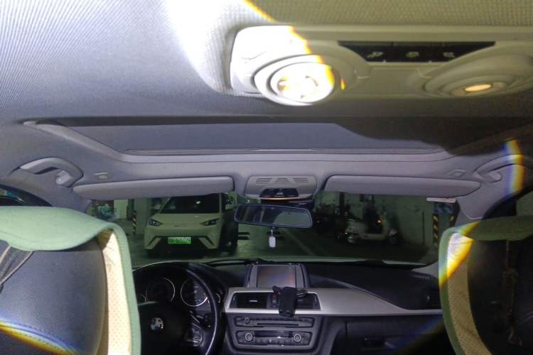 Used BMW 3 Series 2015 320Li Fashion Model Headliner