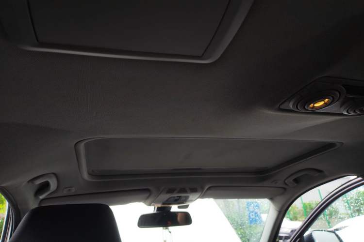 Used BMW 3 Series 2015 316Li Fashion Model Headliner