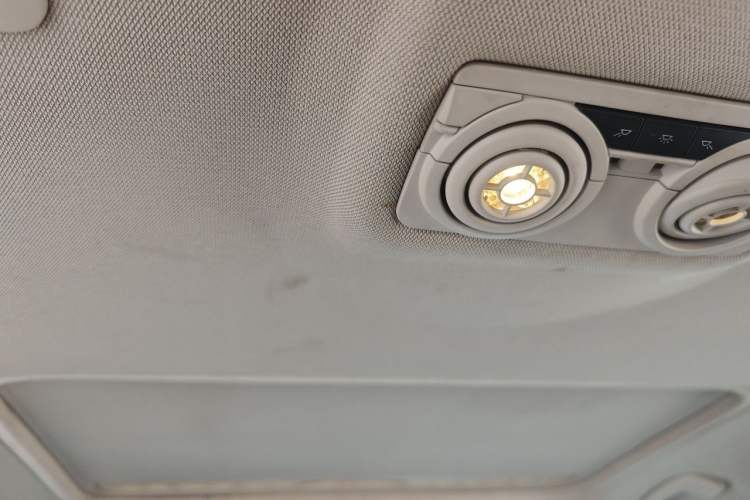Used BMW 3 Series 2015 316Li Fashion Model Headliner