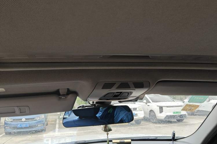 Used BMW 3 Series 2015 320Li Fashion Model Headliner