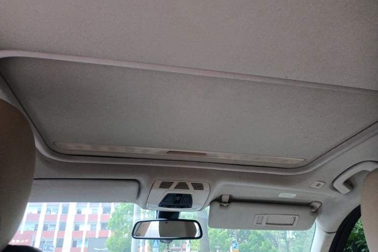 Used BMW 3 Series 2015 316Li Fashion Model Headliner