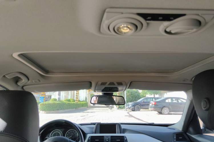 Used BMW 3 Series 2015 316Li Fashion Model Headliner