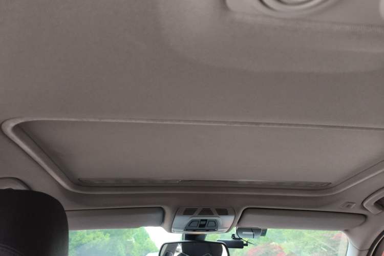 Used BMW 3 Series 2015 320Li Fashion Model Headliner