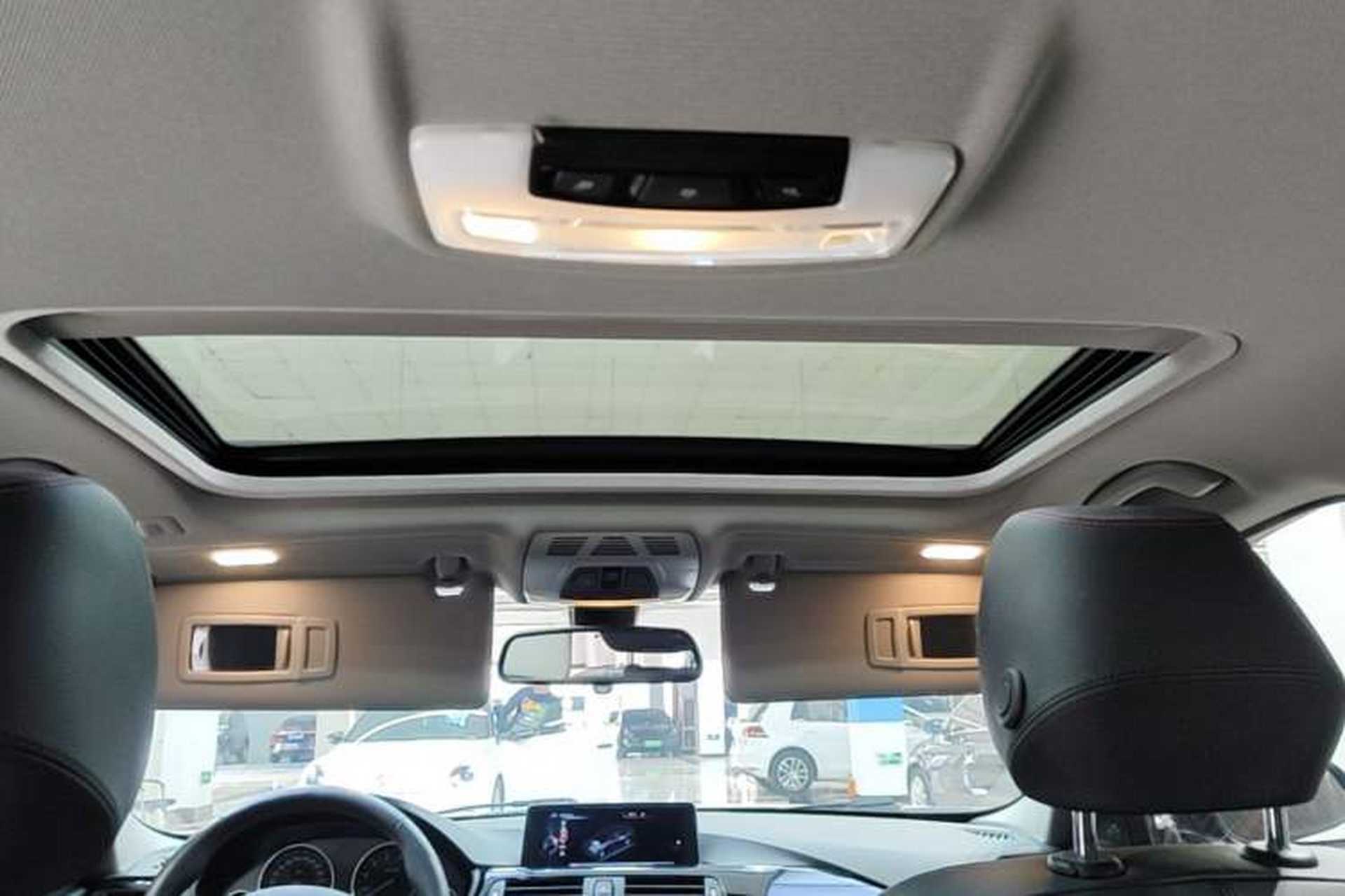 Used BMW 3 Series 2015 328i Sport Design Package Headliner