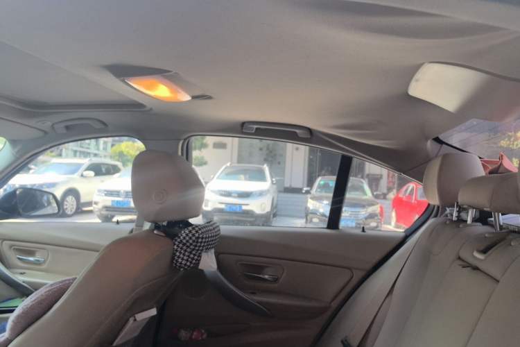 Used BMW 3 Series 2015 320i Active Edition Headliner