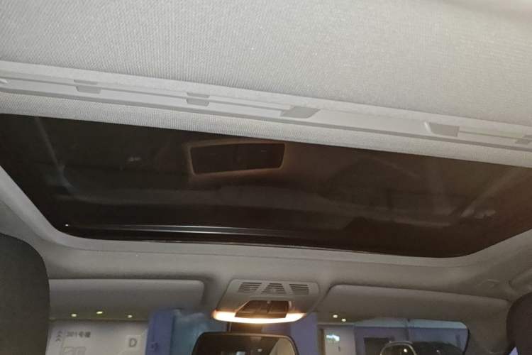 Used BMW 3 Series 2015 316i Active Edition Headliner