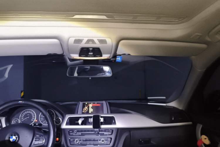 Used BMW 3 Series 2015 316Li Fashion Model Headliner