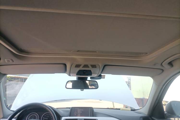 Used BMW 3 Series 2015 316Li Fashion Model Headliner
