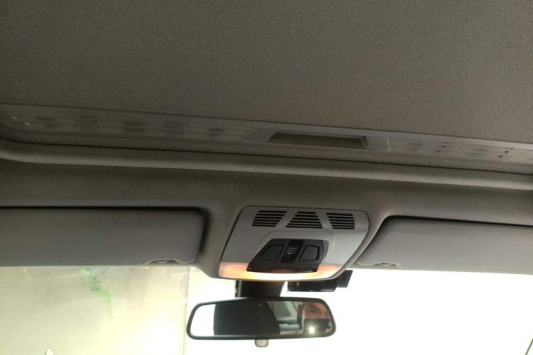 Used BMW 3 Series 2015 320i Fashion Model Headliner