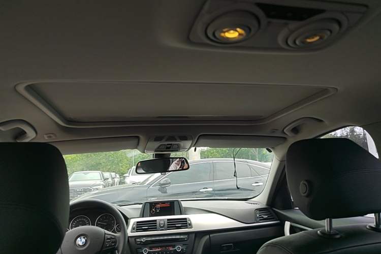 Used BMW 3 Series 2015 320Li Fashion Model Headliner