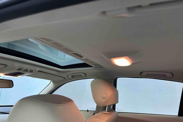 Used BMW 3 Series 2015 320i Fashion Model Headliner