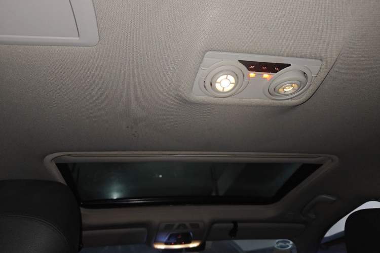 Used BMW 3 Series 2015 320Li Luxury Edition Fashion Model Headliner